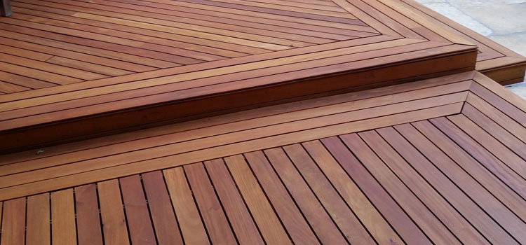 Redwood Decking Material in Claremont, CA